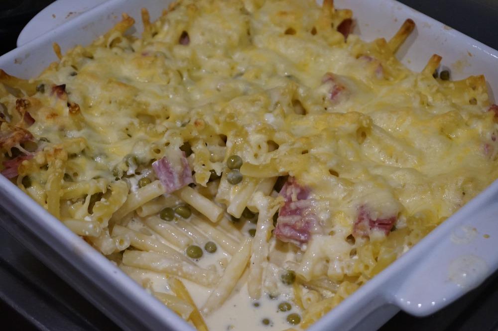 Schinken-Erbsen-Käse-Makkaroni-Auflauf - Rezept-Kiste.de