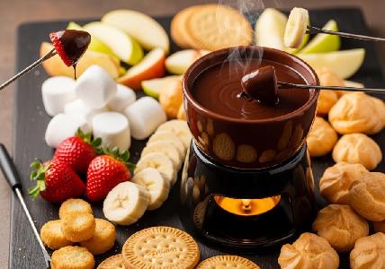 Bild vom Rezept Samtiges Schokoladenfondue mit Tonkabohne für Zwei