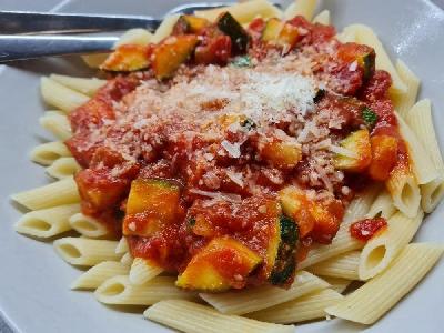 Bild vom Rezept Gemüsesoße mit Parmesan