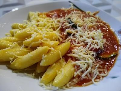 Bild vom Rezept Schupfnudeln mit Tomaten-Zucchini-Sauce