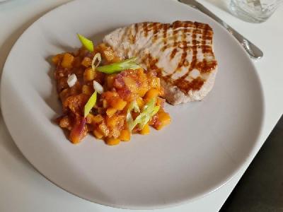 Bild vom Rezept Kaki Tomaten Chutney mit Thunfisch