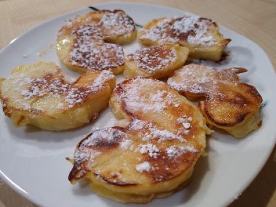 Bild vom Rezept Leckere Apfelringe im Teigmantel