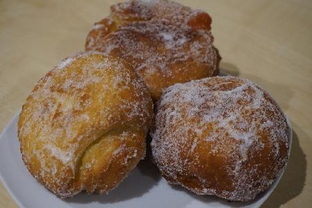 Bild vom Rezept Karnevalskrapfen mit Füllung (Berliner)