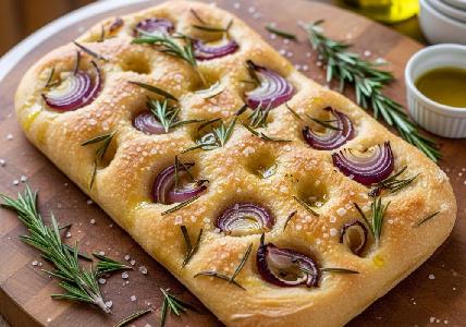 Bild vom Rezept Focaccia mit karamellisierten Zwiebeln und Rosmarin