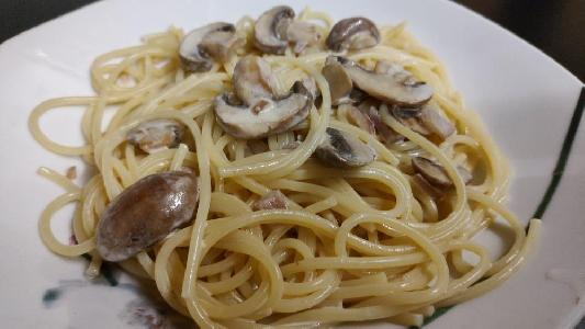 Bild vom Rezept Spaghetti mit Champignon Sahne Sauce